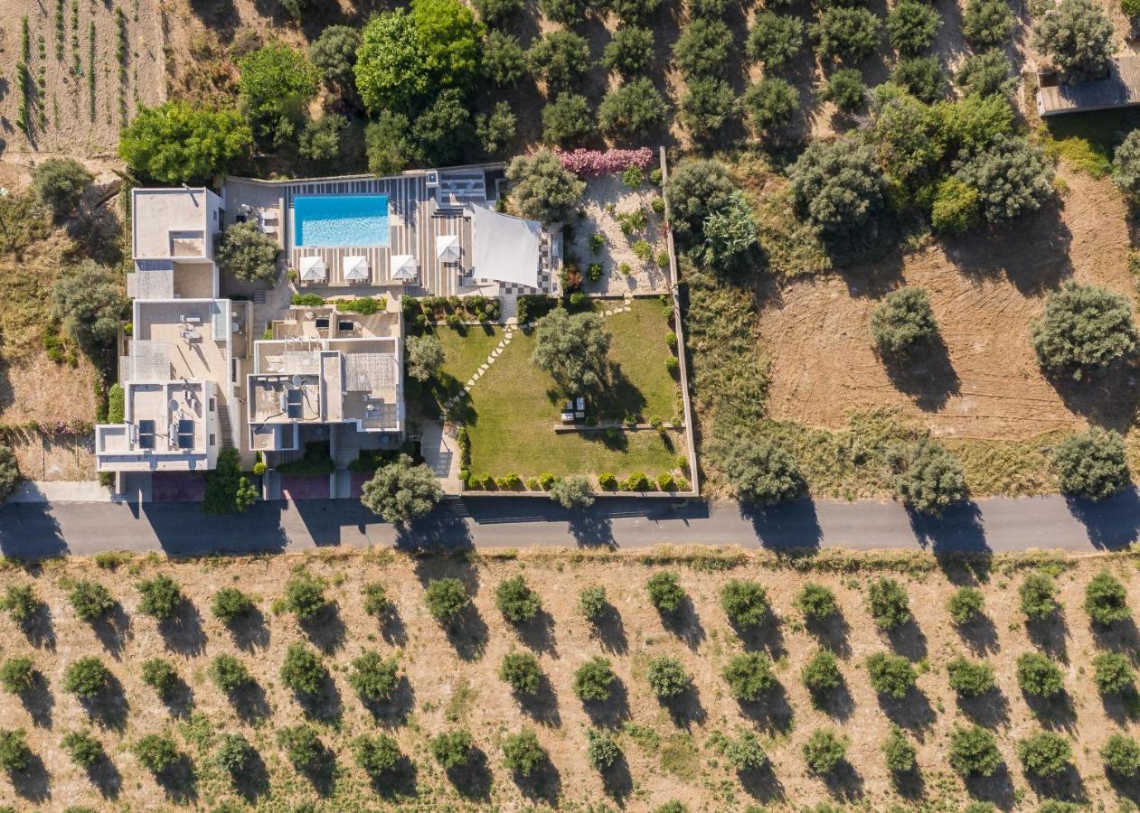 Eco Villa, A Perfect Escape Close To The Beach, By Thinkvilla Maroulás Exterior foto